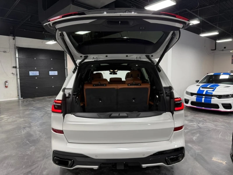 BMW X7 xDrive40i  CARFAX, снимка 11 - Автомобили и джипове - 53262594