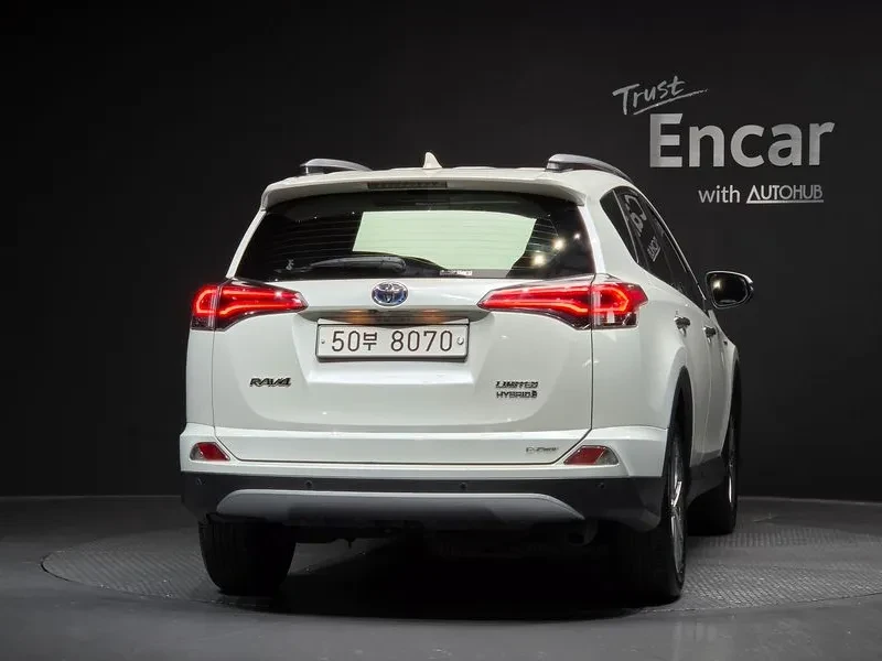 Toyota Rav4 2.5 4Wd Hybrid 4Th Generation, снимка 4 - Автомобили и джипове - 56130966
