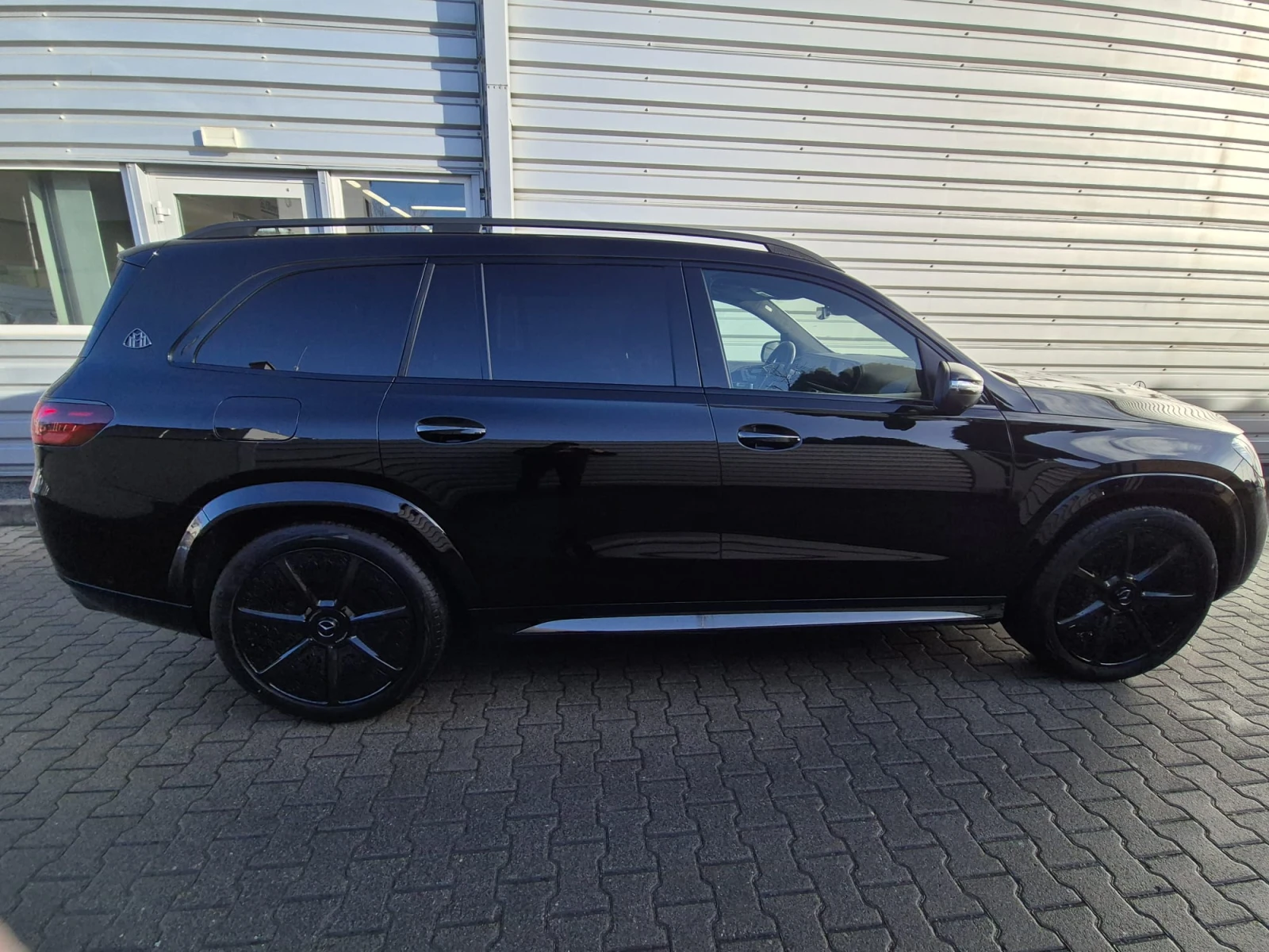 Mercedes-Benz GLS 600 Maybach Night Series  - изображение 4