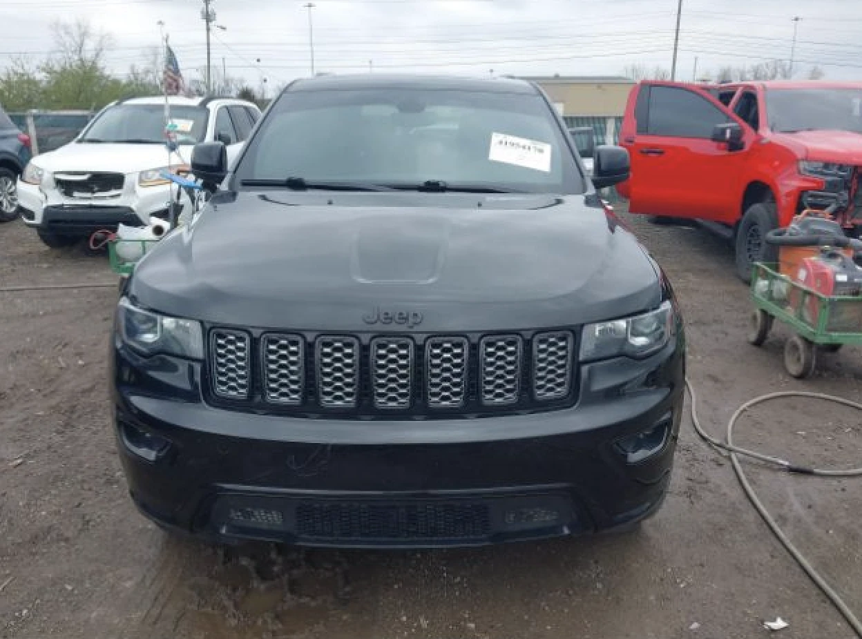 Jeep Grand cherokee ALTITUDE 4X4* ПОДГРЕВ* KEYLESS* ШИБИДАХ* 8ZF - изображение 2