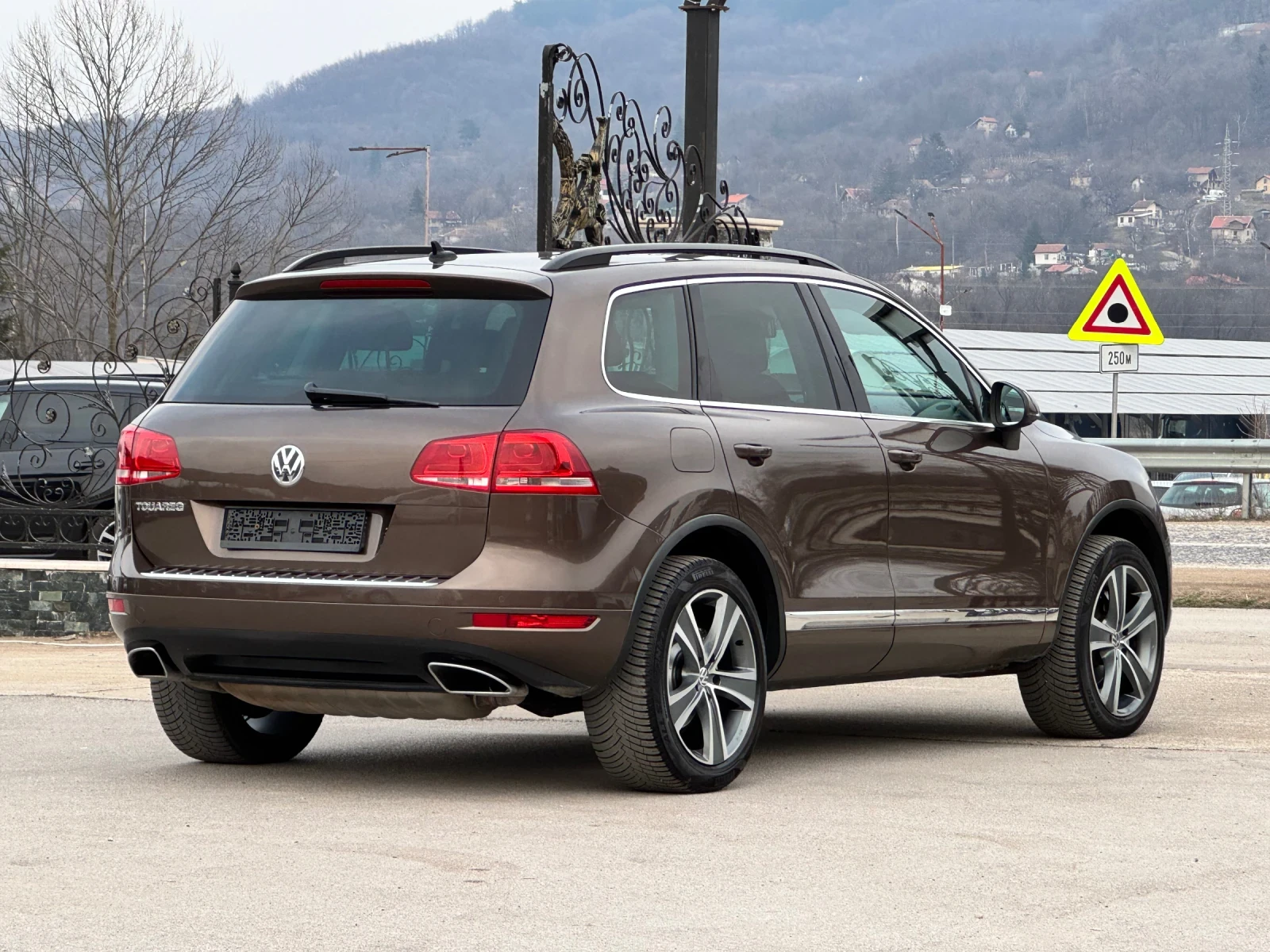 VW Touareg 3.0TDI 4Motion АВТОМАТ ИТАЛИЯ, снимка 4 - Автомобили и джипове - 53713922
