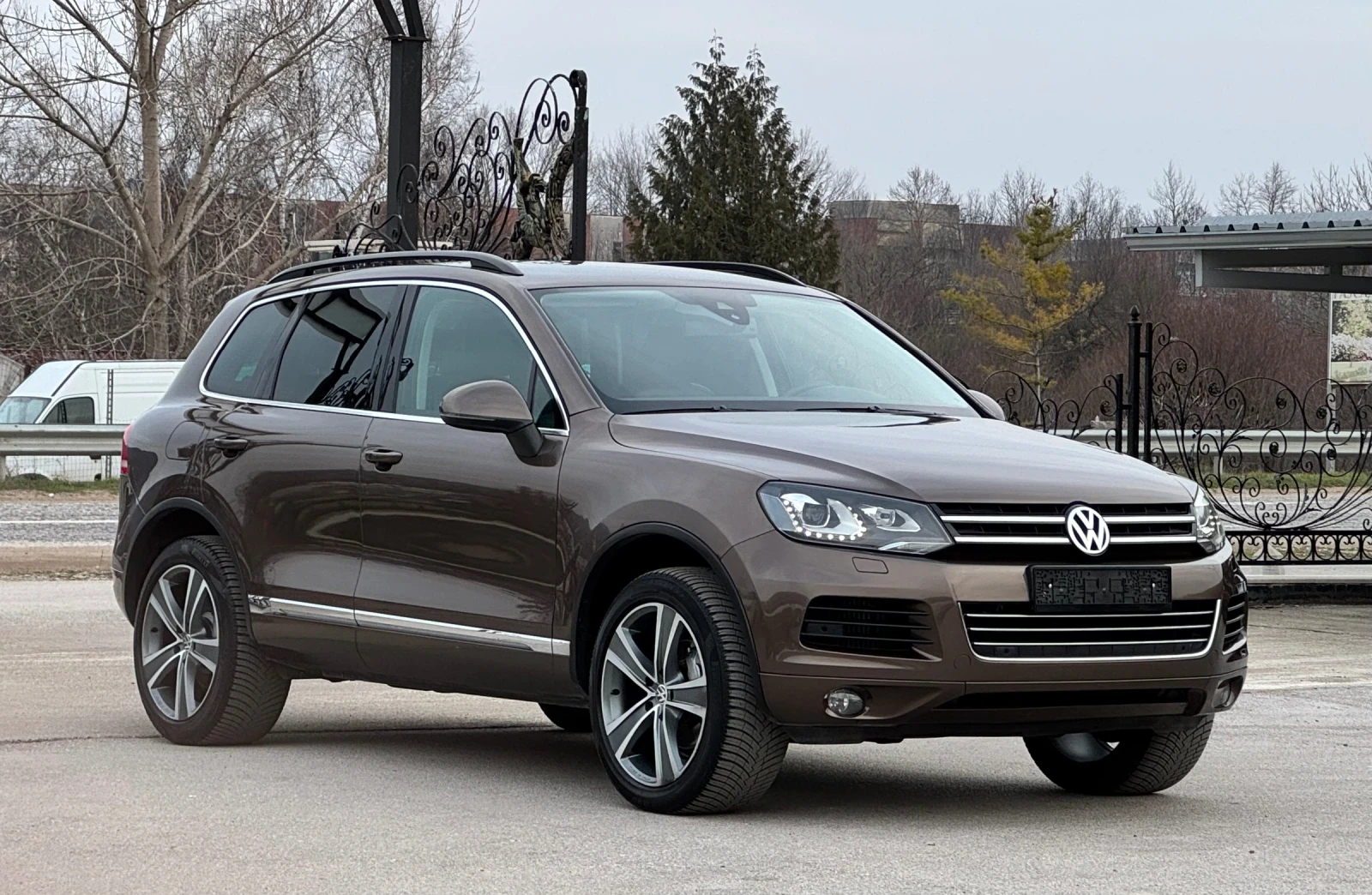 VW Touareg 3.0TDI 4Motion АВТОМАТ ИТАЛИЯ, снимка 6 - Автомобили и джипове - 53713922