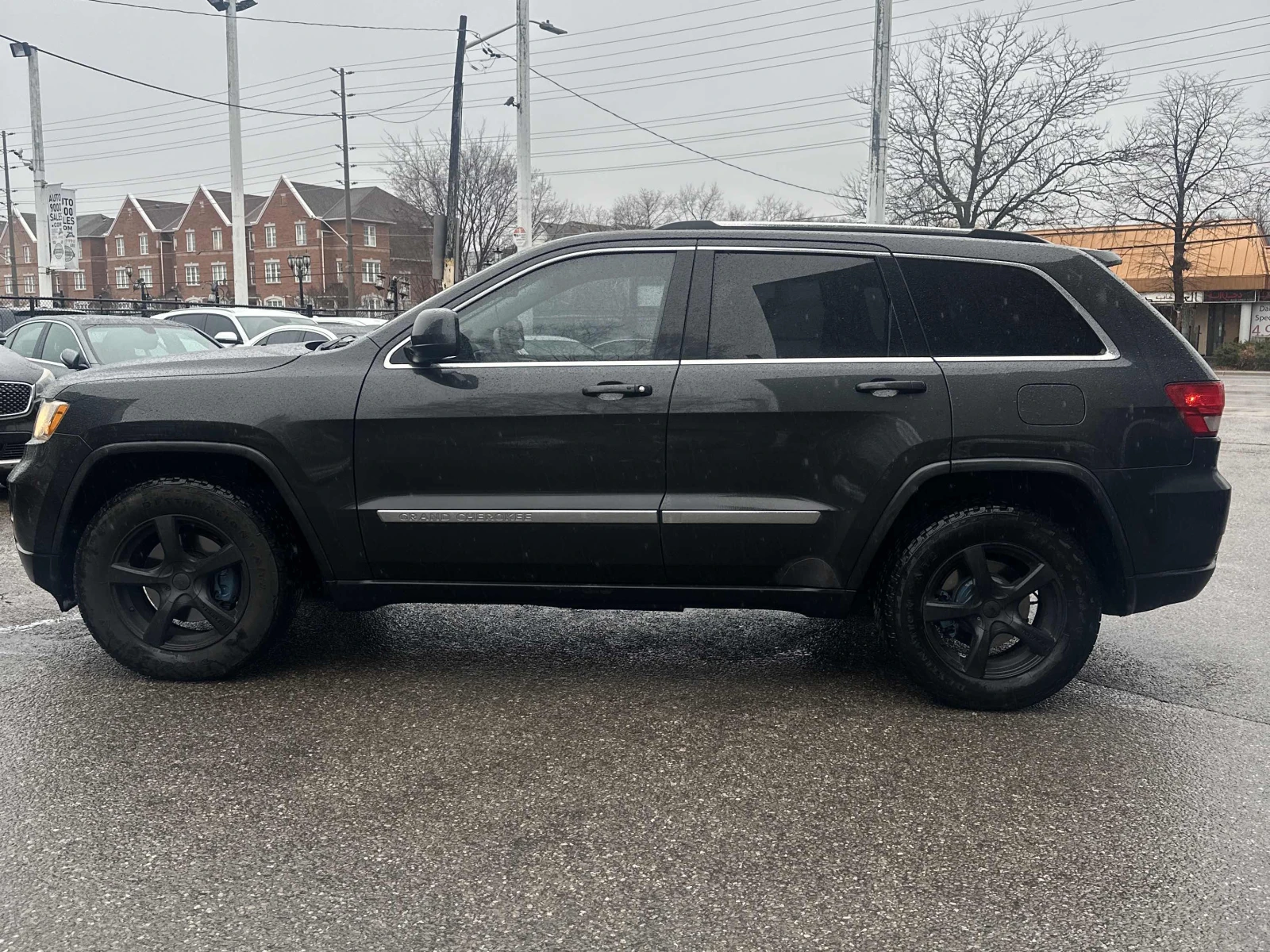 Jeep Grand cherokee LAREDO / ПОДГРЕВ / КЛИП НА МОТОРА, снимка 3 - Автомобили и джипове - 53813150