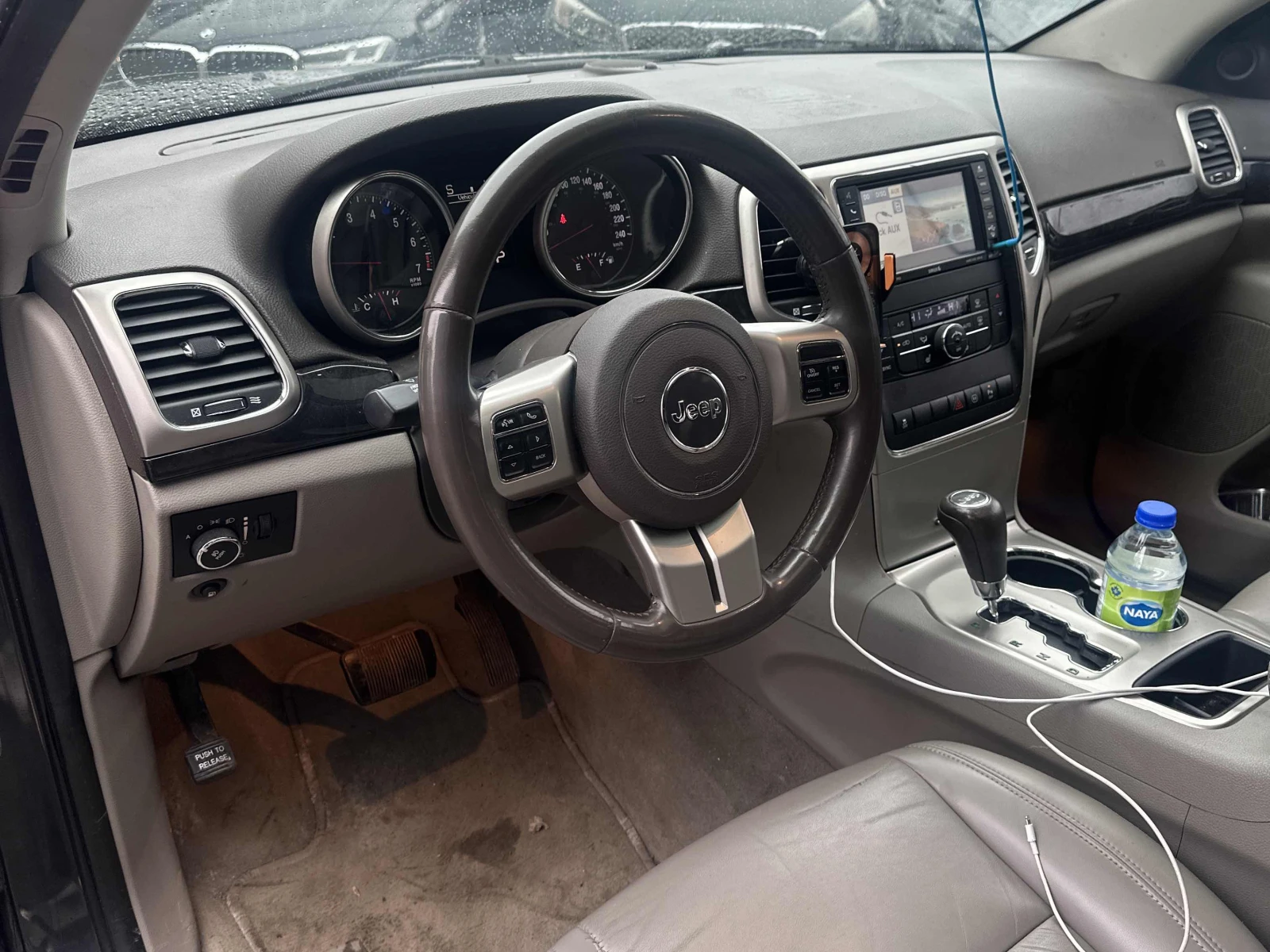 Jeep Grand cherokee LAREDO / ПОДГРЕВ / КЛИП НА МОТОРА, снимка 7 - Автомобили и джипове - 53813150