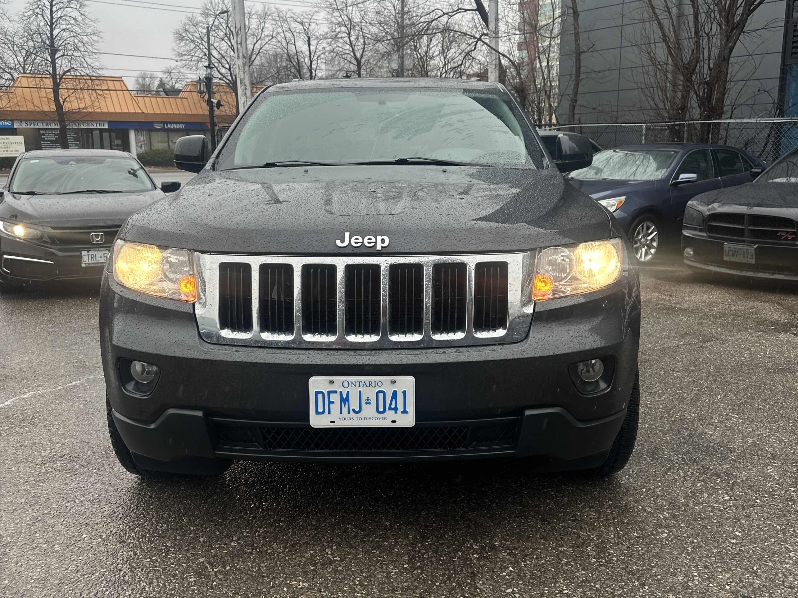 Jeep Grand cherokee LAREDO / ПОДГРЕВ / КЛИП НА МОТОРА, снимка 2 - Автомобили и джипове - 53813150