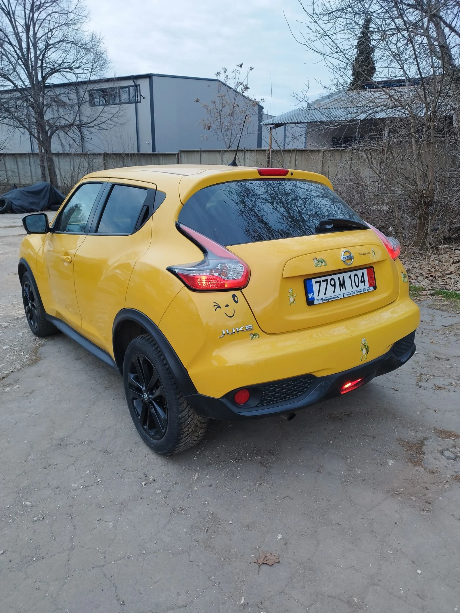 Nissan Juke, снимка 4 - Автомобили и джипове - 53906484