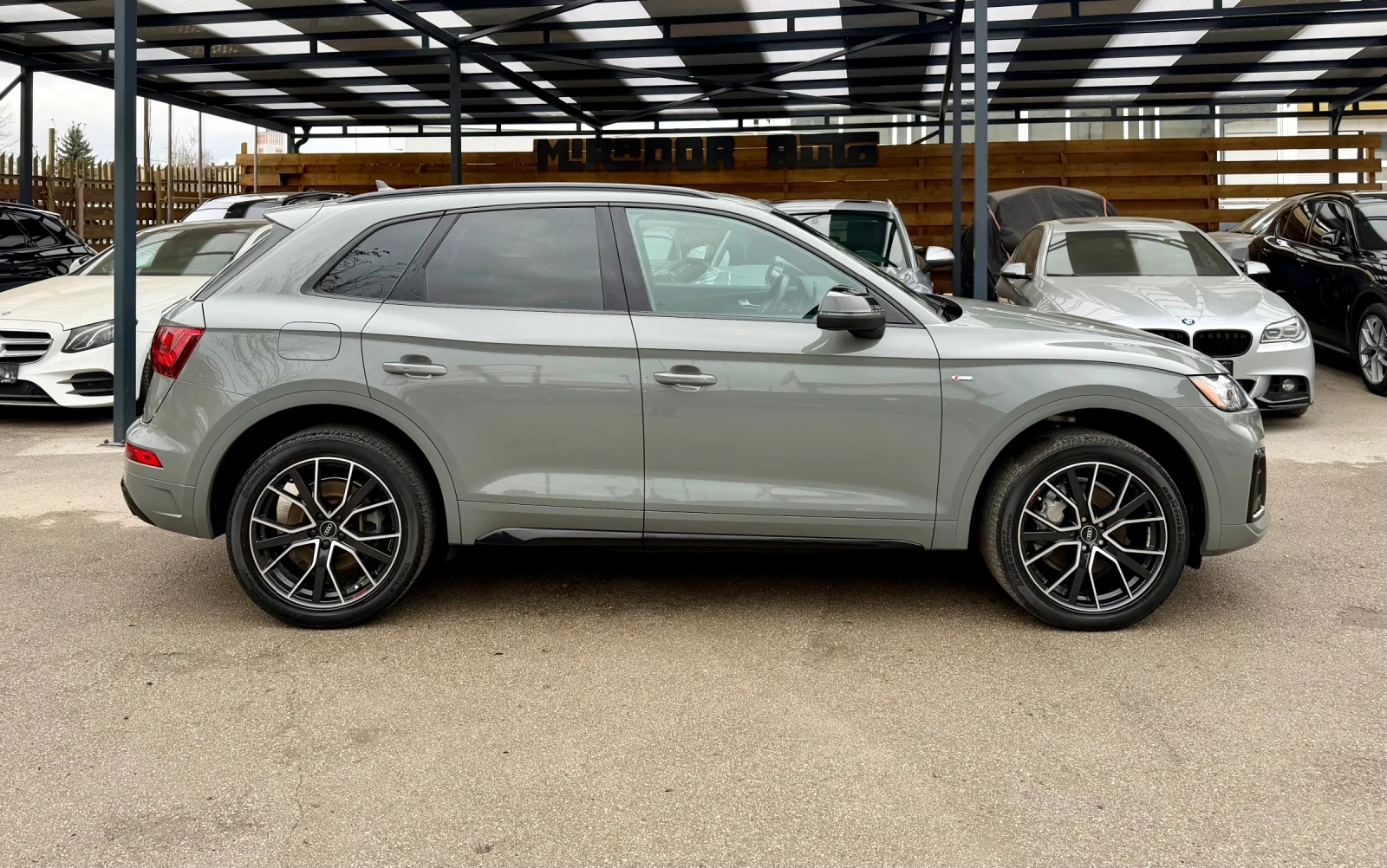 Audi Q5 2.0TFSI Technik S-line BlackOptics, снимка 4 - Автомобили и джипове - 54026780