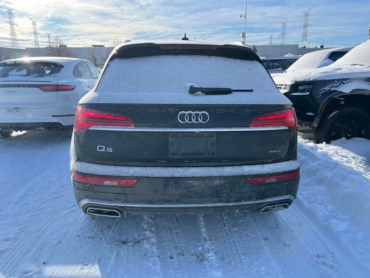 Audi Q5 * Technik * CARFAX * БЕЗ ПЪРВОНАЧАЛНА ВНОСКА, снимка 4 - Автомобили и джипове - 54093979