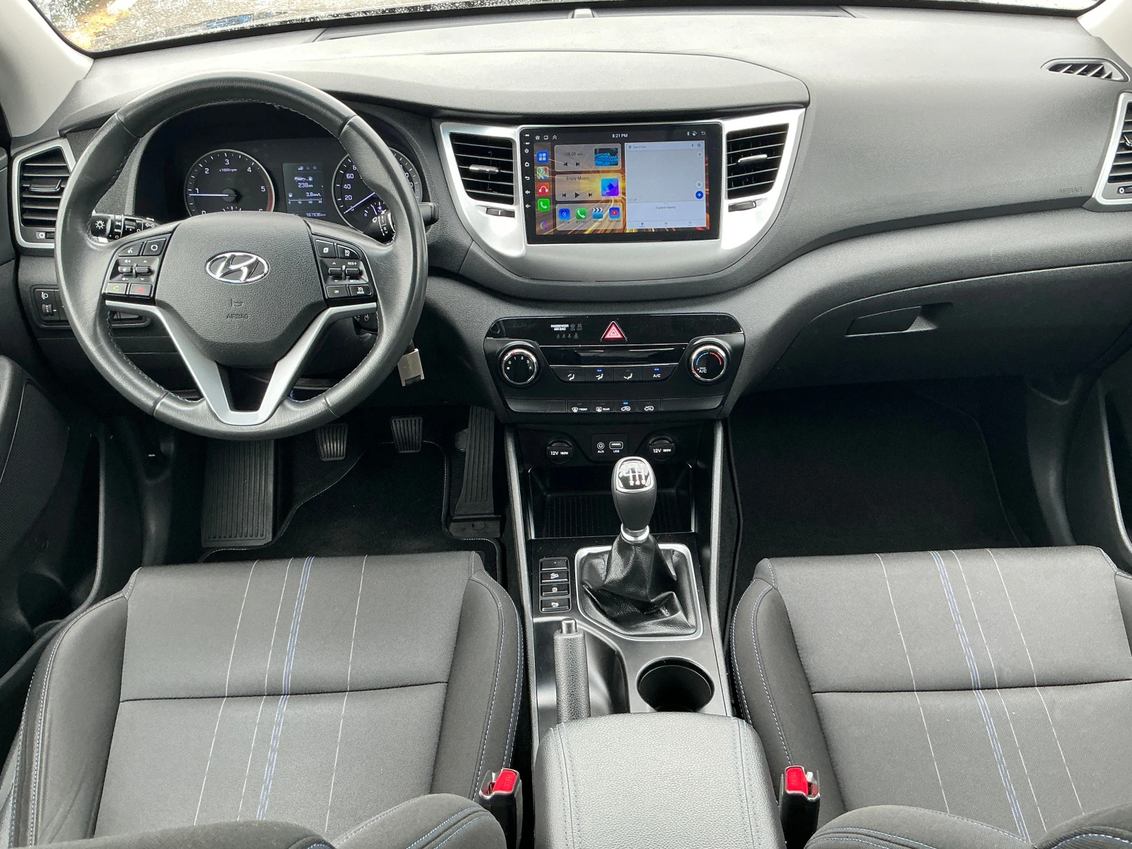 Hyundai Tucson 1.7 CRDI, снимка 12 - Автомобили и джипове - 54464222