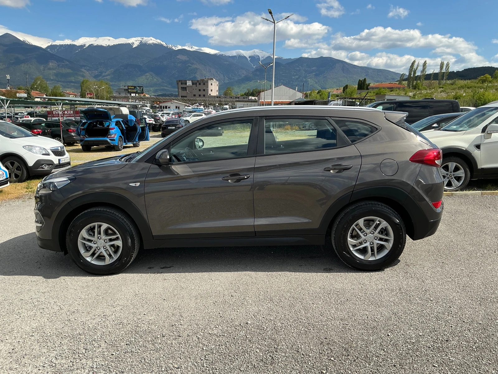Hyundai Tucson 1.7 CRDI, снимка 5 - Автомобили и джипове - 54464222