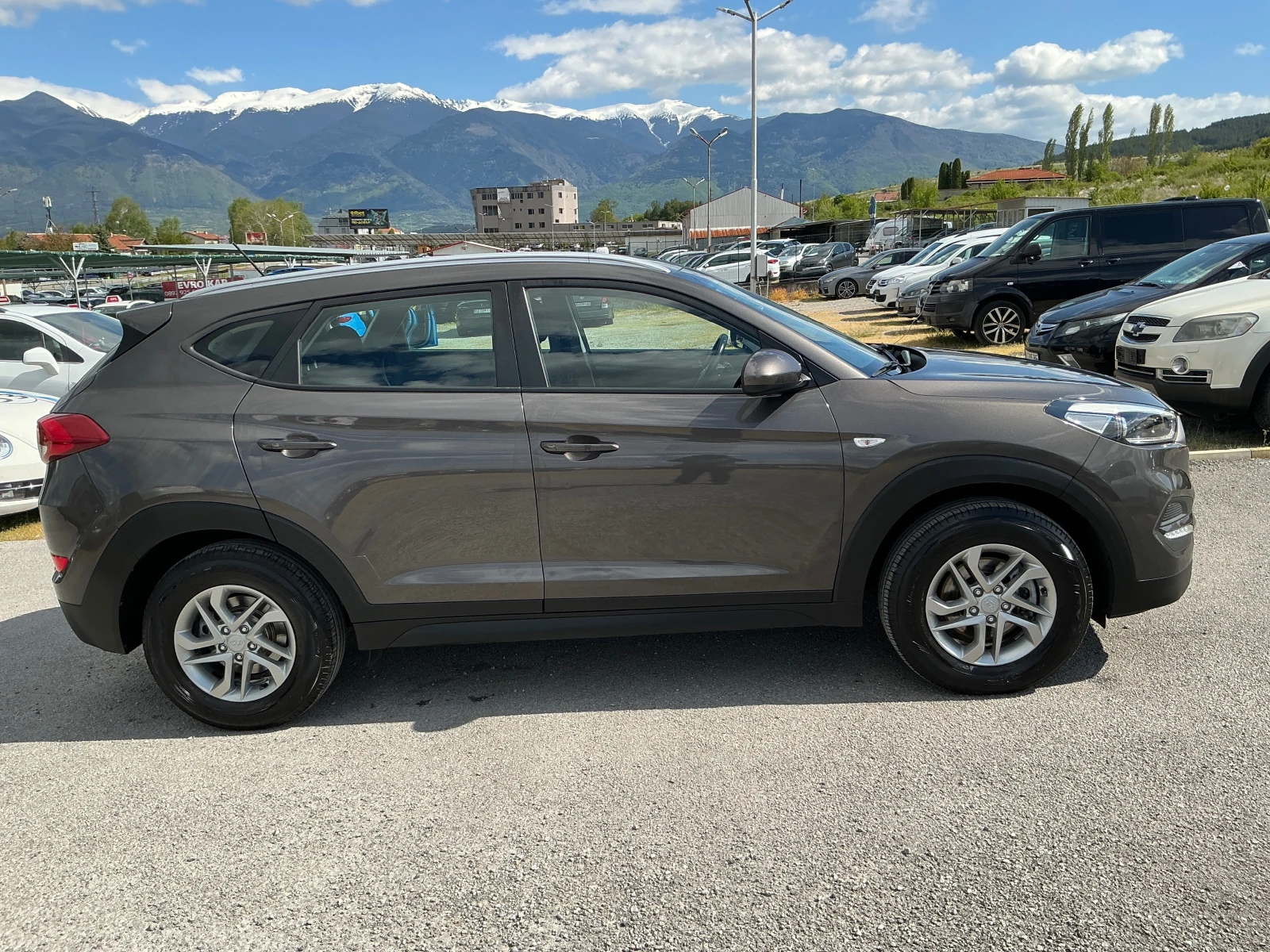 Hyundai Tucson 1.7 CRDI, снимка 4 - Автомобили и джипове - 54464222