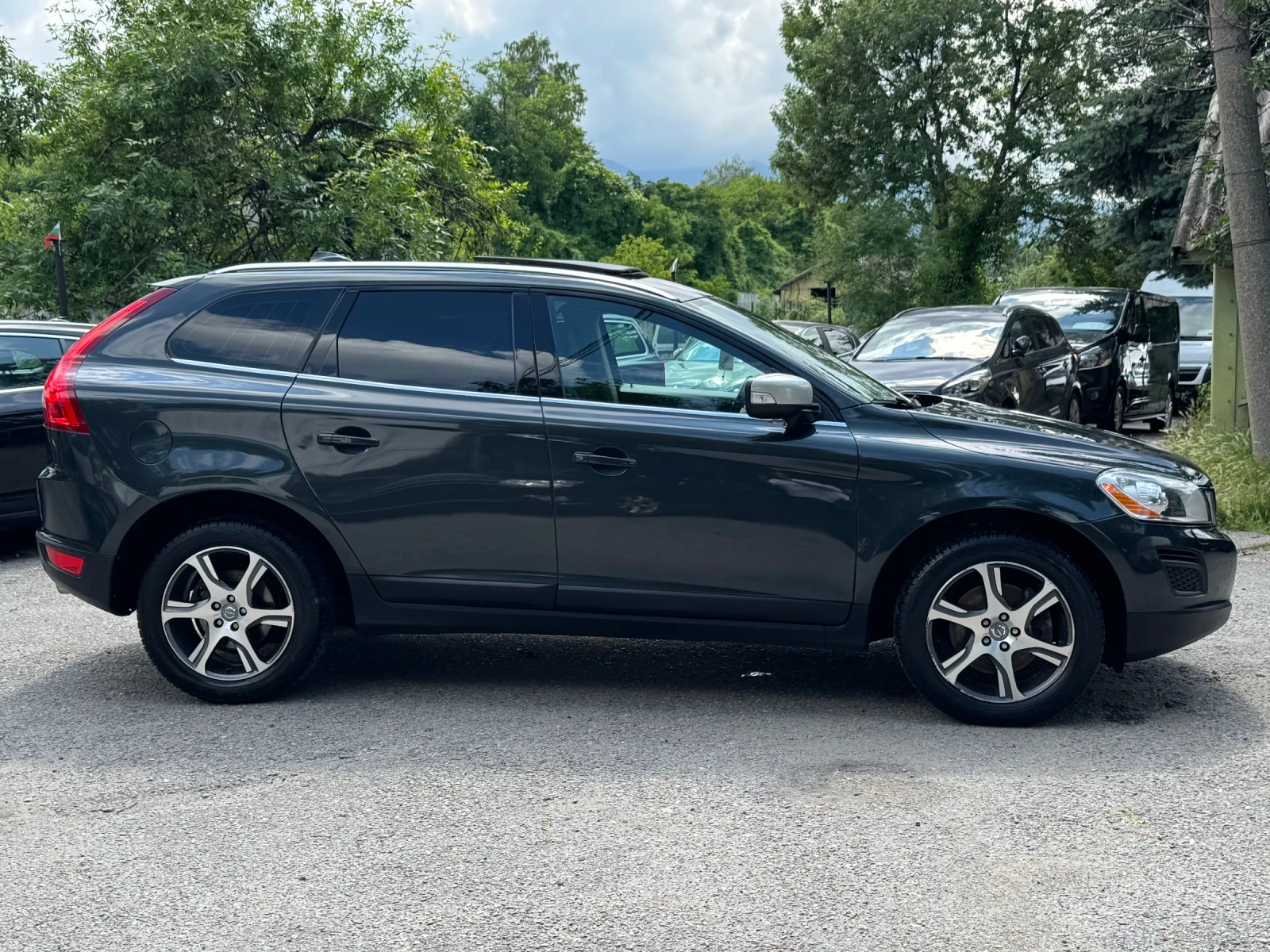Volvo XC60 Панорама!Дистроник!Нави.!, снимка 4 - Автомобили и джипове - 54795761