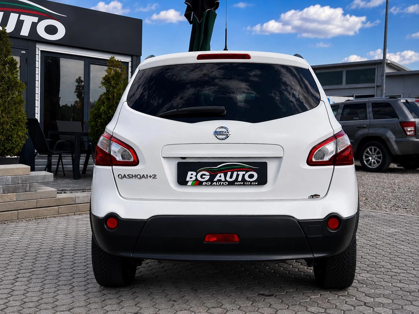 Nissan Qashqai = 4X4= 6+ 1= NAVI= EURO 5= ������= PANO= 2.0-141=  | Mobile.bg � ����������� 5
