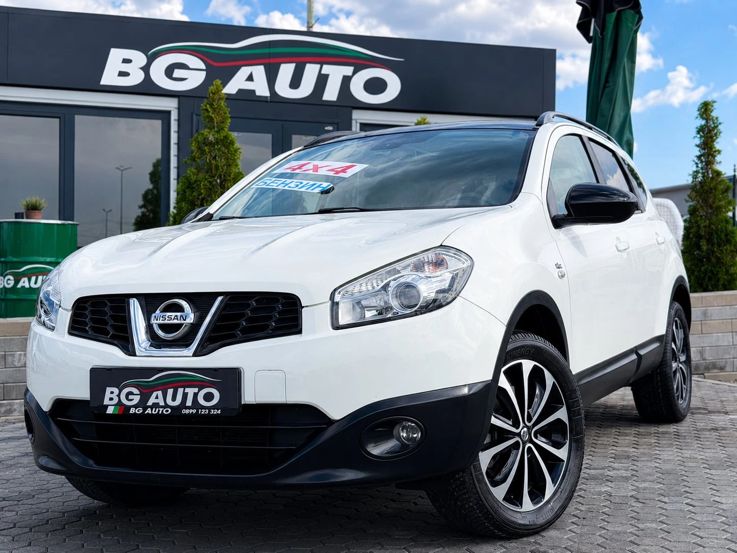 Nissan Qashqai = 4X4= 6+ 1= NAVI= EURO 5= КАМЕРА= ПАНОРАМА= 2.0-1