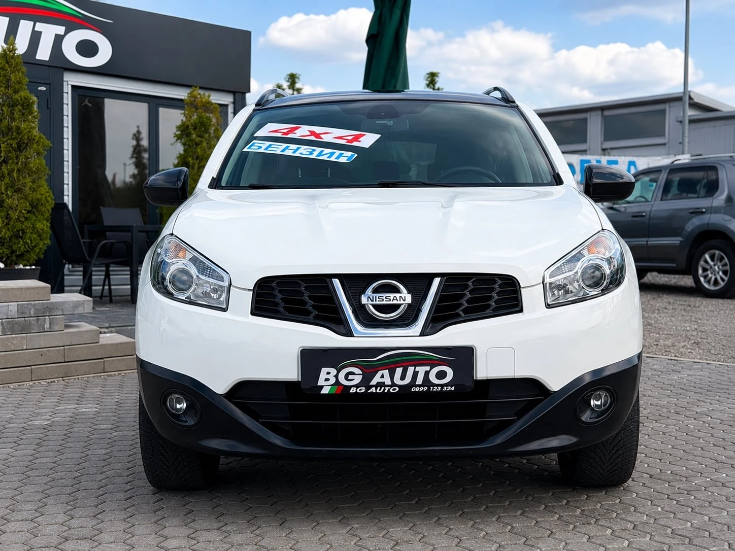 Nissan Qashqai = 4X4= 6+ 1= NAVI= EURO 5= ������= PANO= 2.0-141=  | Mobile.bg � ����������� 2