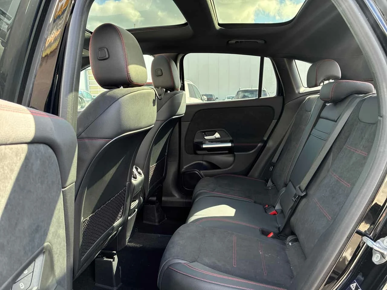 Mercedes-Benz GLA 250  * 360* ���������* �����* CARFAX * ���������� | Mobile.bg � ����������� 13