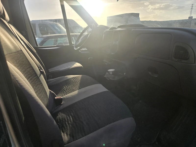 Ford Transit 2 4 тди 4 20 изплащане прес ТБИ може, снимка 3 - Бусове и автобуси - 53008908