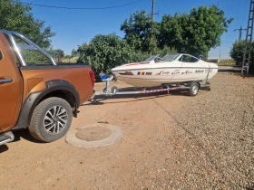 Моторна яхта Stingray Bourider, снимка 1