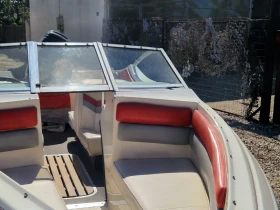 Моторна яхта Stingray Bourider, снимка 10 - Воден транспорт - 53564200