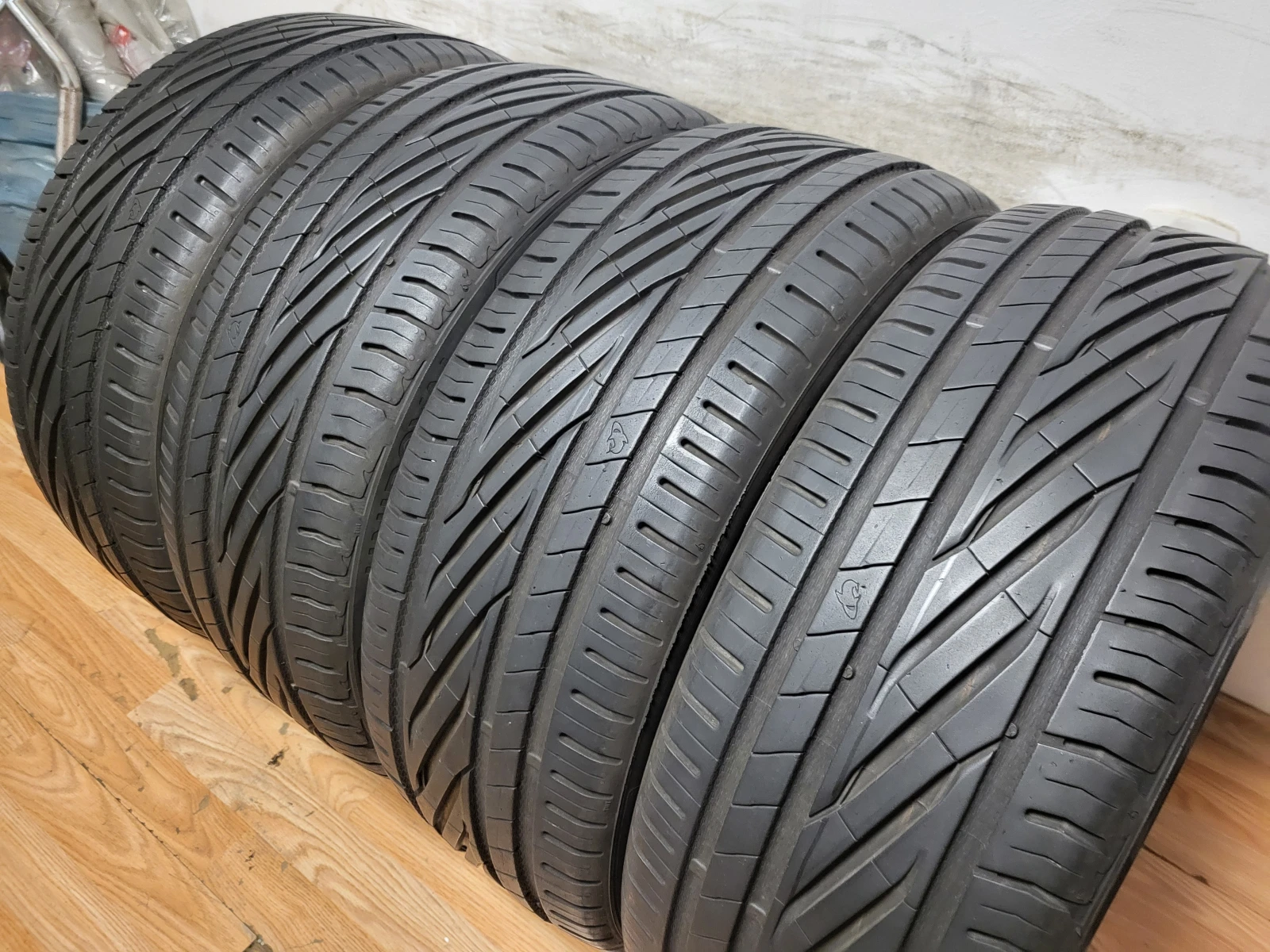 Гуми Летни 225/45R19, снимка 7 - Гуми и джанти - 54648909