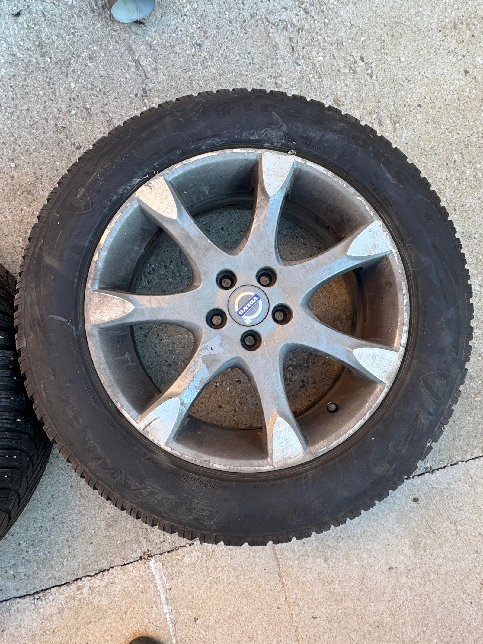 ���� � ������ 235/60R18 �� Volvo XC60 | Mobile.bg � ����������� 4
