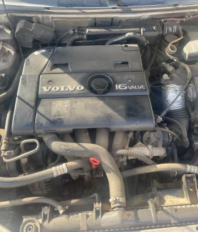 Volvo V40 2.0 i, снимка 6