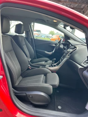 Opel Astra Facelift 1.4 бензин ECO FLEX Топ, снимка 12