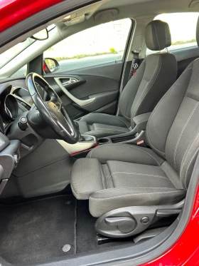 Opel Astra Facelift 1.4 бензин ECO FLEX Топ, снимка 11