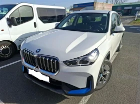BMW iX1 xDrive30, снимка 1