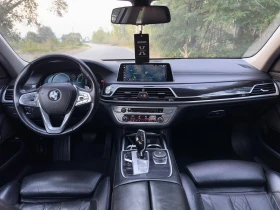 BMW 730 3.0D x-Drive/ 3xTV/ Carbon/ Full/ Лизинг, снимка 14