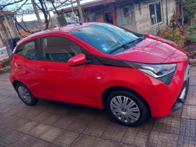 Toyota Aygo 1.0i x-play, снимка 2