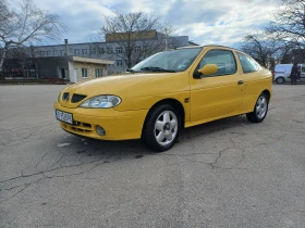 Renault Megane Coach, снимка 2