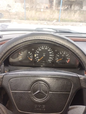 Mercedes-Benz C 180, снимка 4