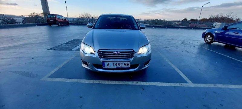 Subaru Legacy 2.0R, снимка 2 - Автомобили и джипове - 47916512