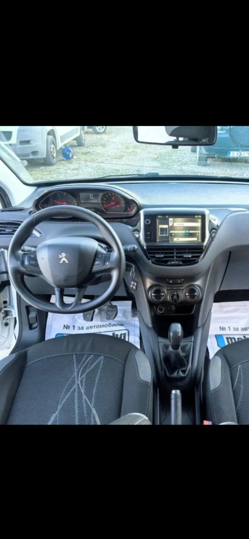 Peugeot 208, снимка 8 - Автомобили и джипове - 49172018