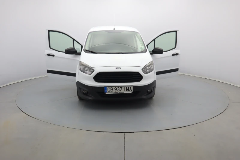 Ford Courier 1.5, снимка 8 - Автомобили и джипове - 51193353