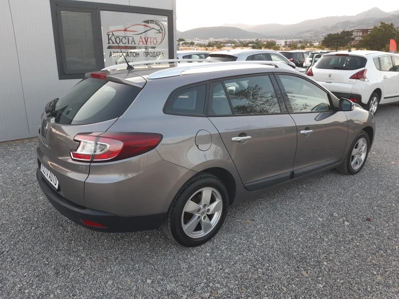 Renault Megane КАТО НОВА, снимка 3 - Автомобили и джипове - 51252260