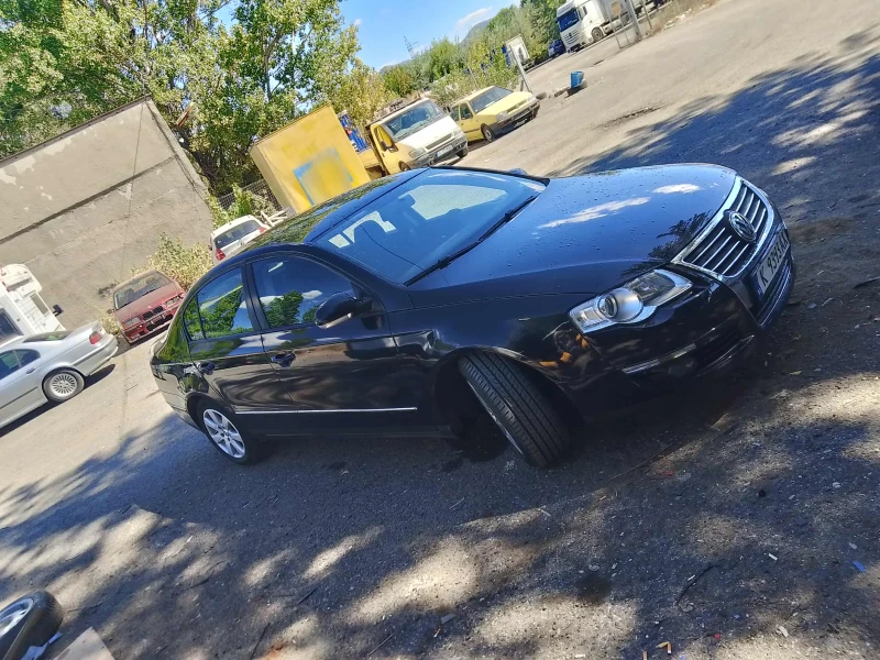 VW Passat, снимка 2 - Автомобили и джипове - 52477222