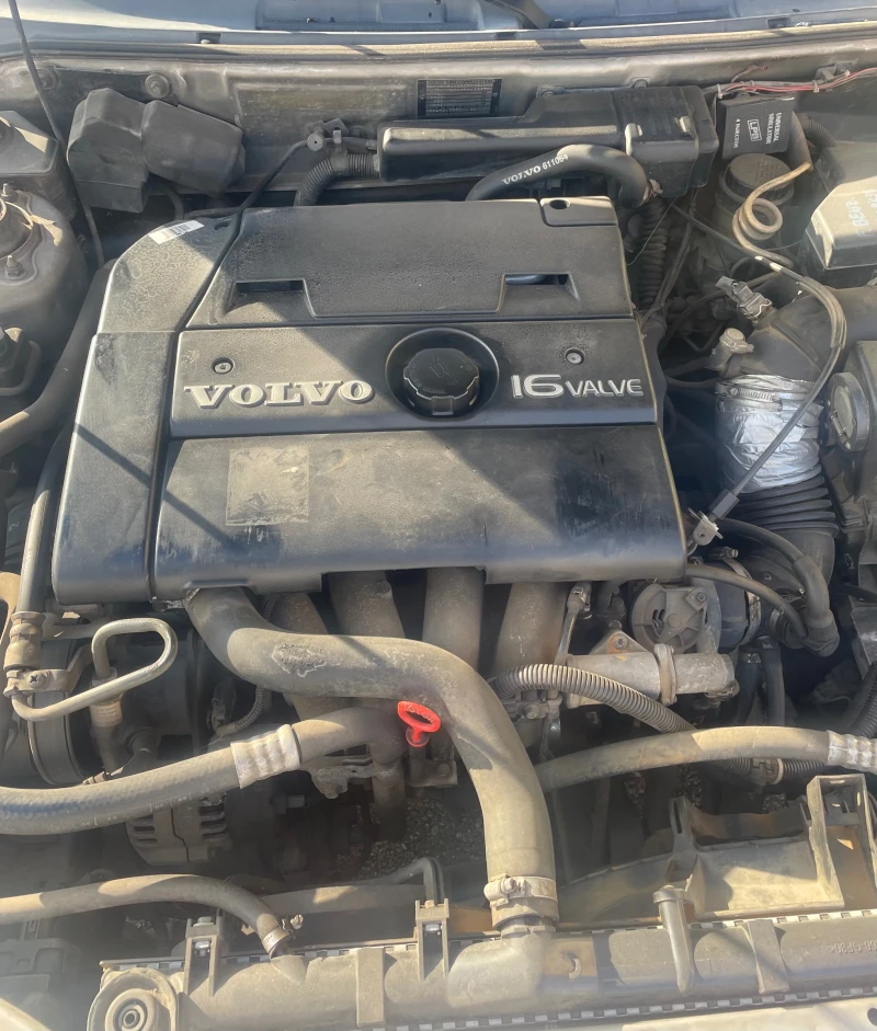 Volvo V40 2.0 i, снимка 6 - Автомобили и джипове - 53168583