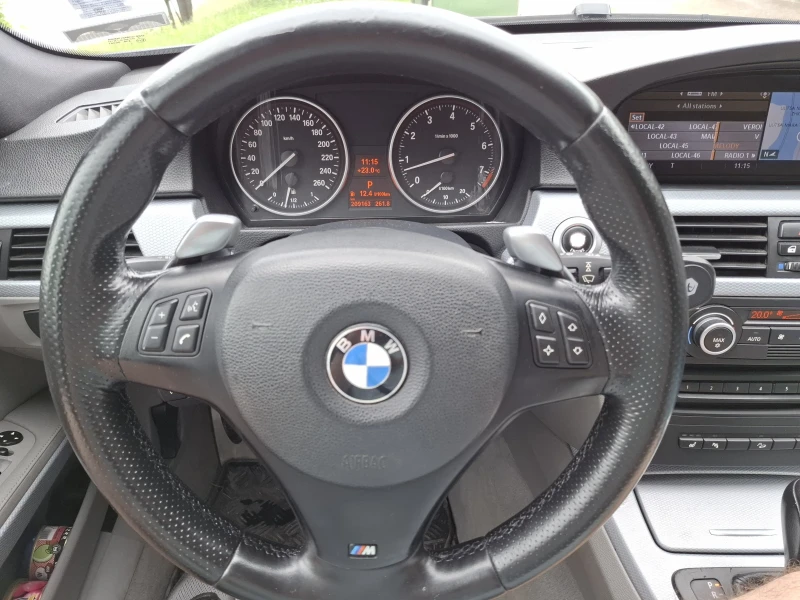 BMW 325 XI FULL MPACKET, снимка 13 - Автомобили и джипове - 53565726