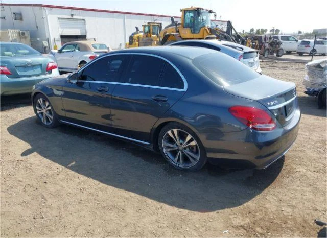 Mercedes-Benz C 300, снимка 3 - Автомобили и джипове - 48448740