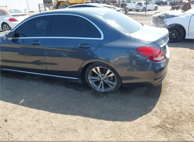 Mercedes-Benz C 300, снимка 6 - Автомобили и джипове - 48448740