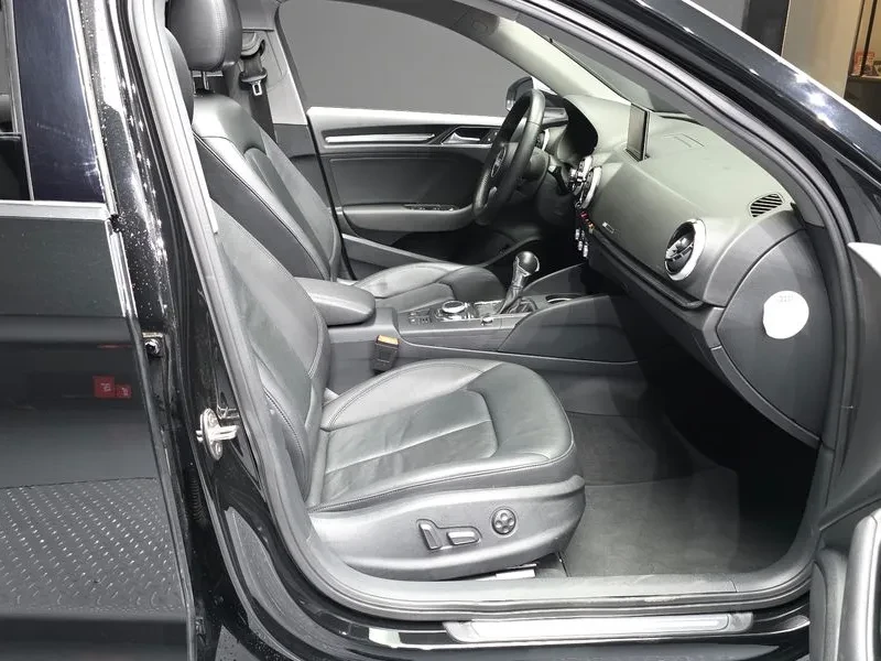 Audi A3, снимка 11 - Автомобили и джипове - 56159395