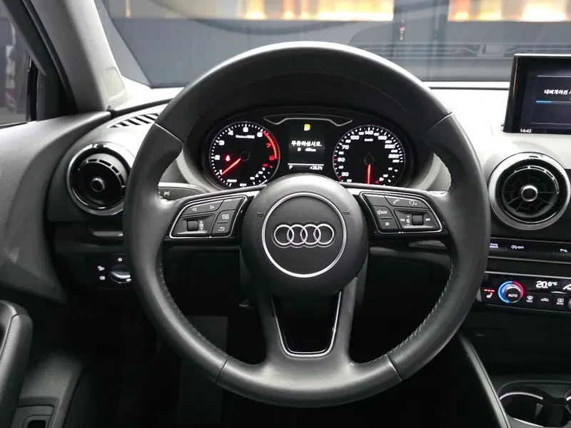 Audi A3, снимка 13 - Автомобили и джипове - 56159395