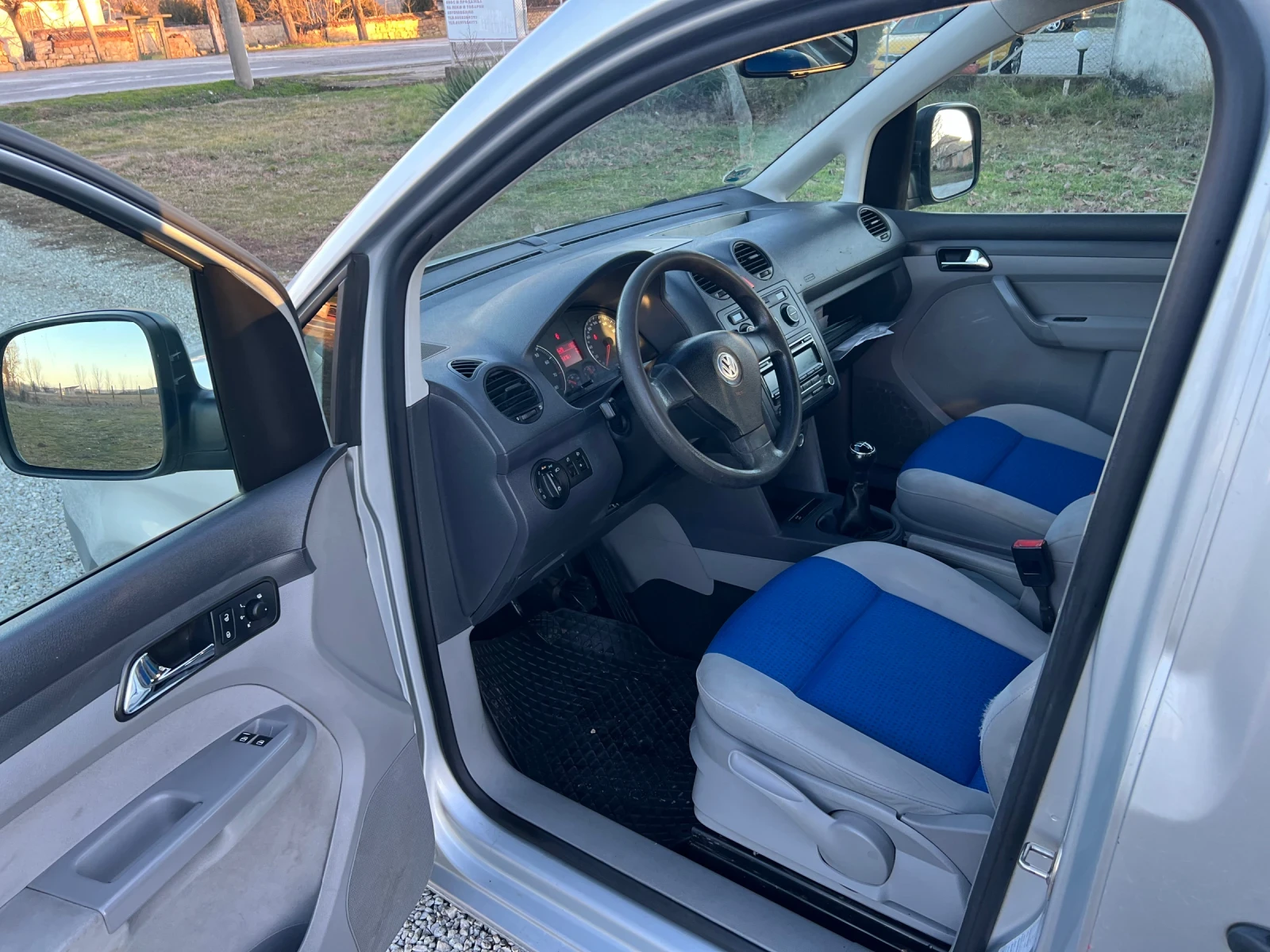 VW Caddy  - изображение 2