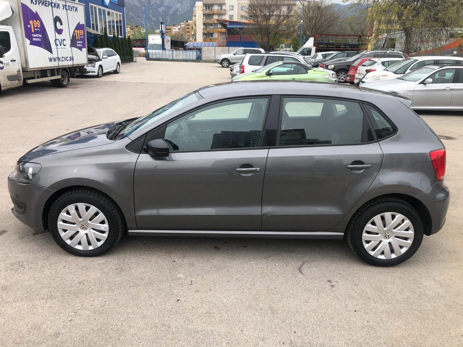 VW Polo РЕАЛНИ КИЛОМЕТРИ! - изображение 2