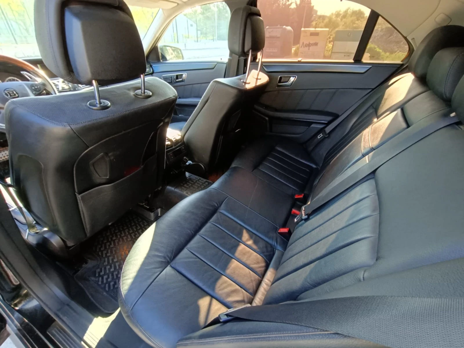 Mercedes-Benz E 500 E500 - изображение 8