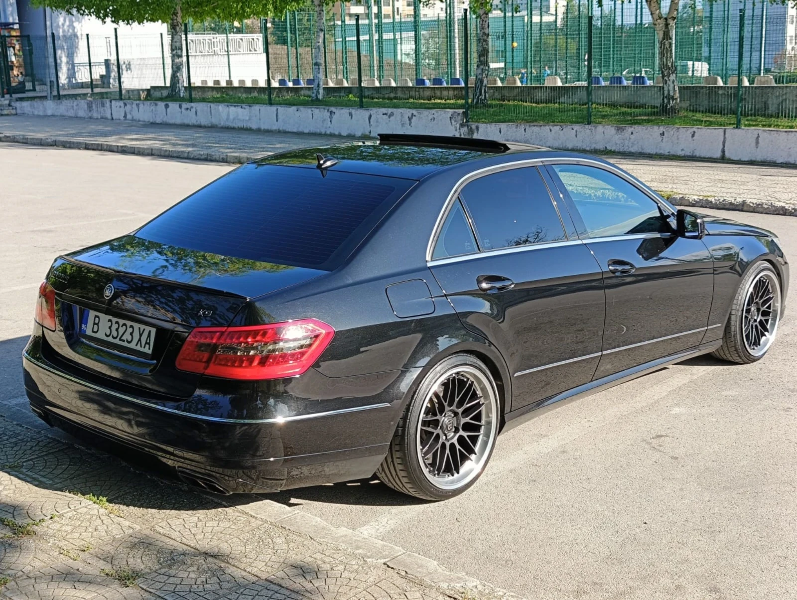 Mercedes-Benz E 500 E500 - изображение 5