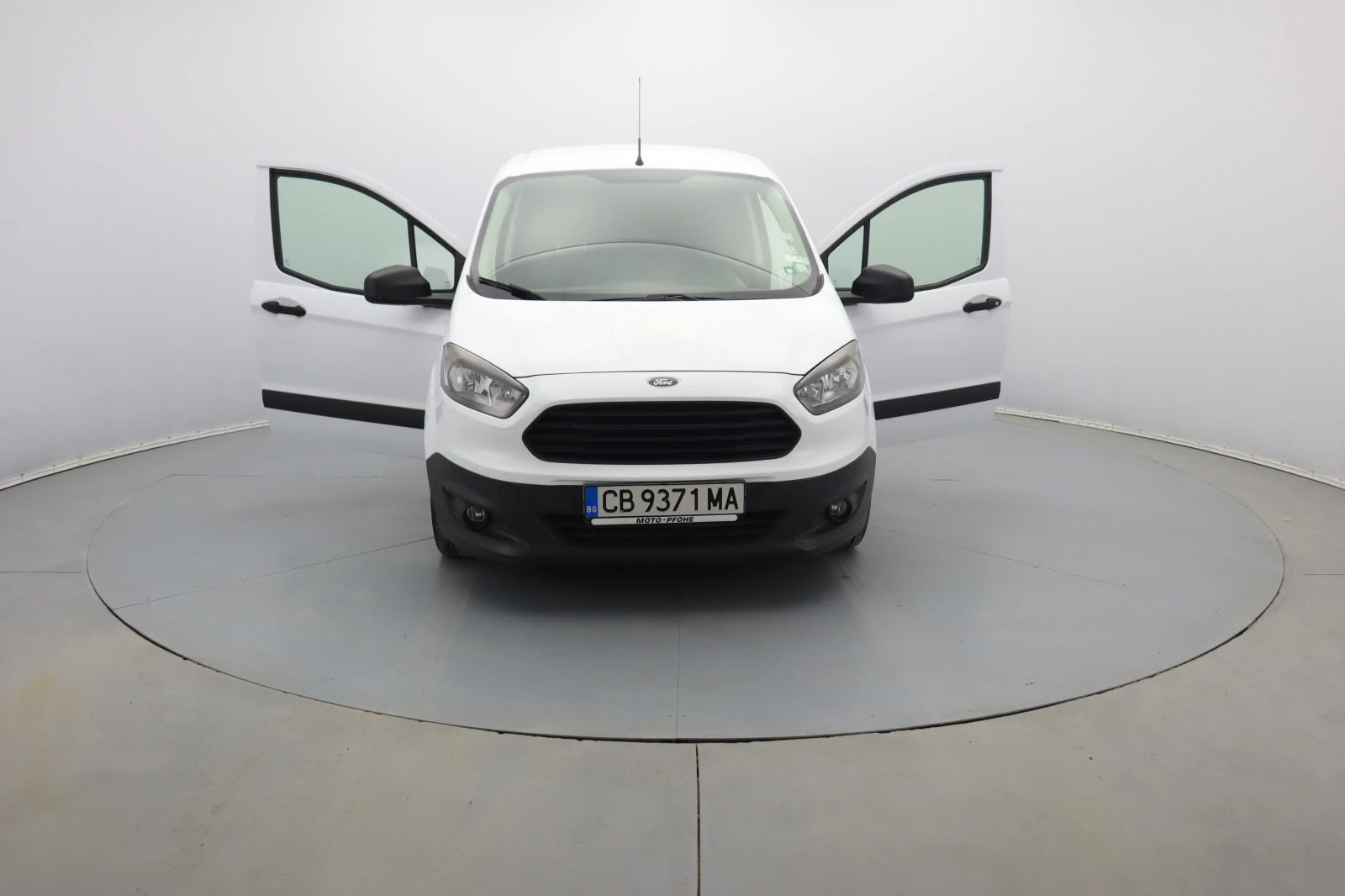 Ford Courier 1.5 - изображение 8
