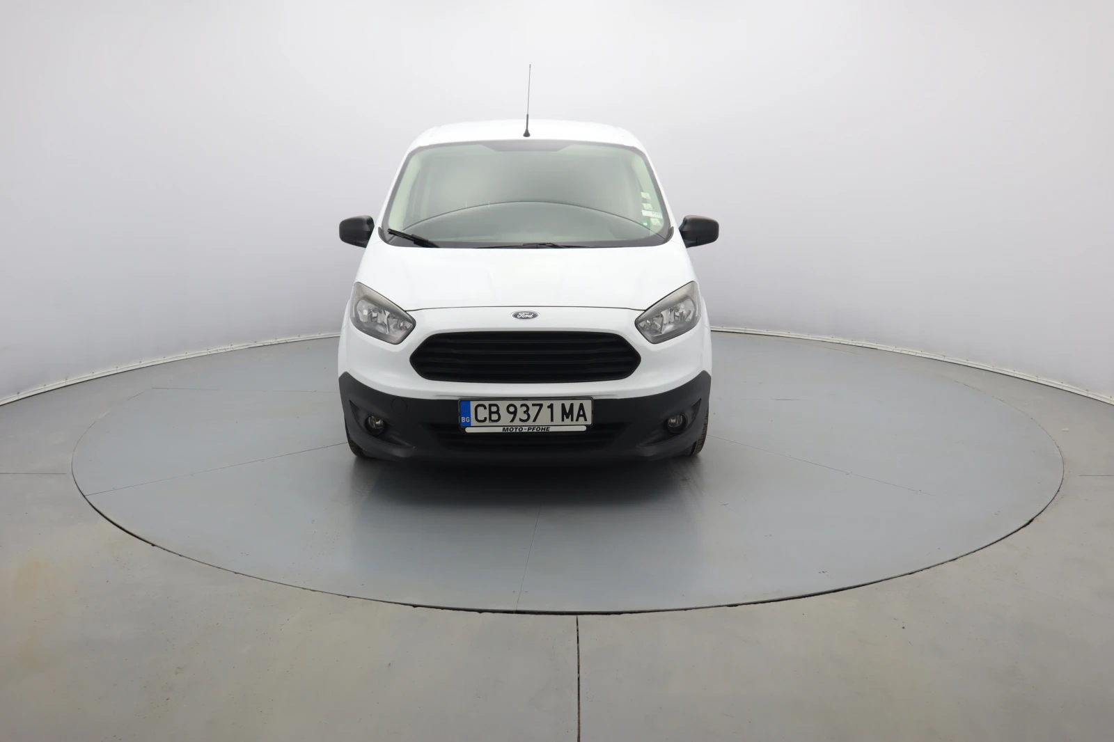Ford Courier 1.5 - изображение 2